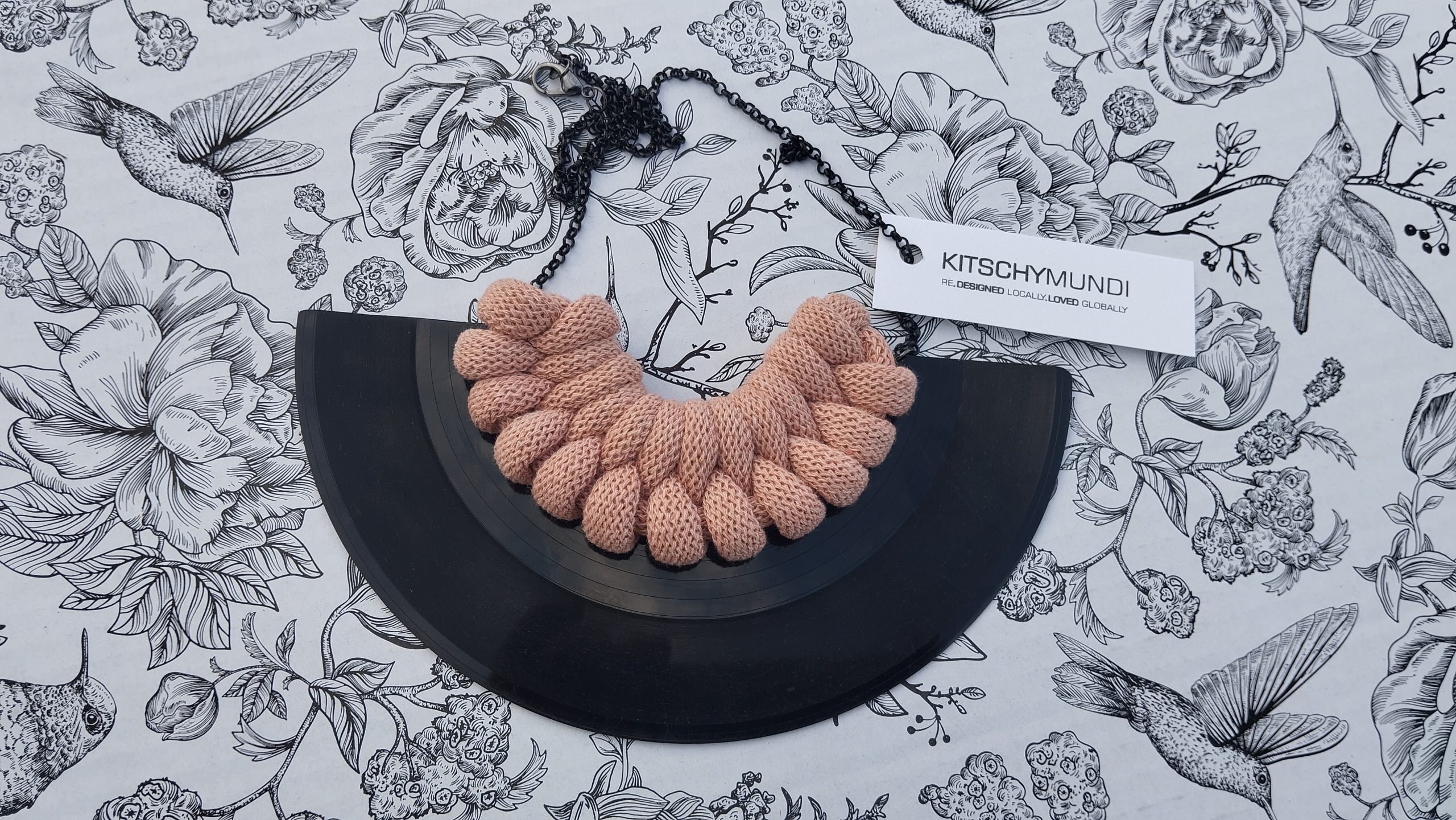 Verižica Vinyl&Rope Knot - Blush - slika 3