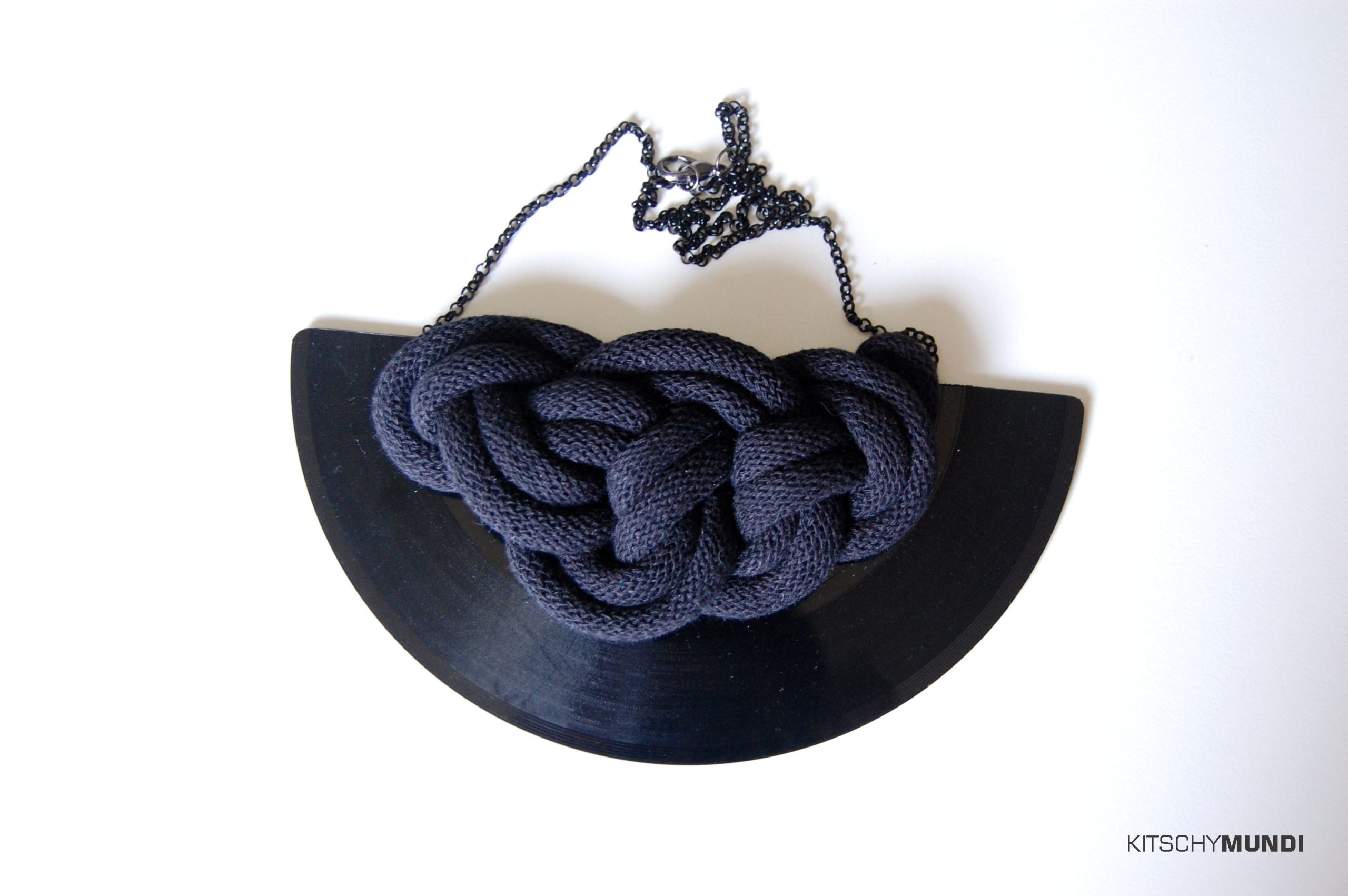 Verižica Vinyl&Rope Wave - Black