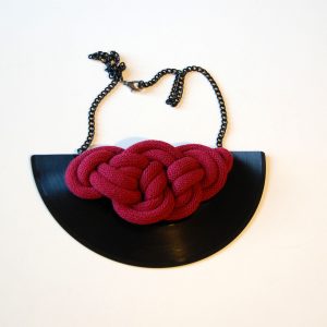 Verižica Vinyl&Rope Wave - Vine Red #1